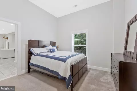 Bedroom - 1302 Scotts Run Rd, Mclean, VA 22102 photo 8 of 8