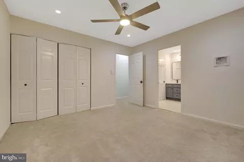Bedroom - 10910 Wilder Point Ln, Reston, VA 20191 photo 4 of 6