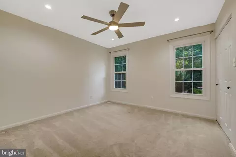 Entry Way - 10910 Wilder Point Ln, Reston, VA 20191 photo 8 of 8