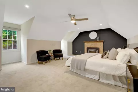 Bedroom - 10910 Wilder Point Ln, Reston, VA 20191 photo 1 of 6