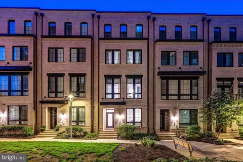 Exterior - 1876 Easterly Rd, Reston, VA 20190 photo 1 of 12