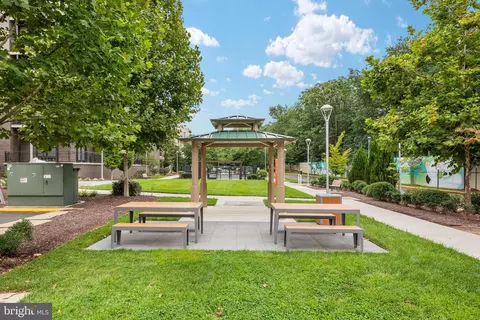 Other - 1876 Easterly Rd, Reston, VA 20190 photo 24 of 40