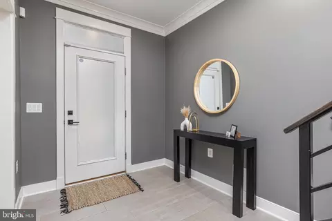 Entry Way - 1876 Easterly Rd, Reston, VA 20190 photo 4 of 5