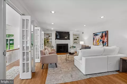 Other - 911 Rail Ct, Mclean, VA 22102 photo 2 of 19