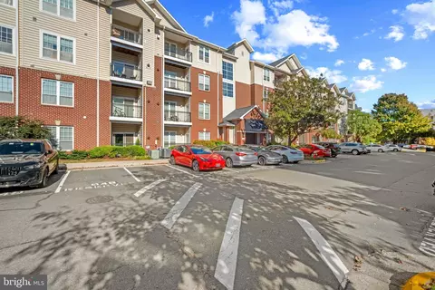 Exterior - 1580 Spring Gate Dr #4216, Mclean, VA 22102 photo 3 of 4