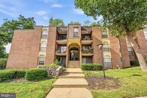 8318 Tobin Rd #31, Annandale, VA 22003