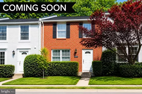2123 Preston Square Ct, Falls Church, VA 22043