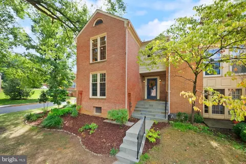 2024 Highboro Way, Falls Church, VA 22043