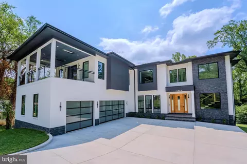 Exterior - 1434 Waggaman Cir, Mclean, VA 22101 photo 12 of 14