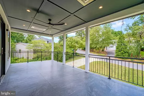 Exterior - 1434 Waggaman Cir, Mclean, VA 22101 photo 6 of 14