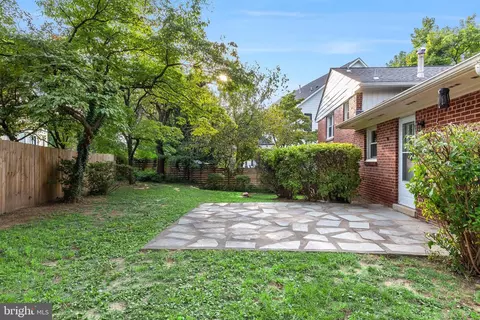 Exterior - 1323 Mayflower Dr, Mclean, VA 22101 photo 4 of 4