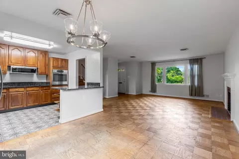Living - 1323 Mayflower Dr, Mclean, VA 22101 photo 1 of 7