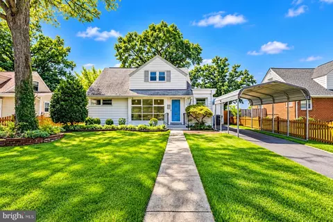 6522 Cavalier Dr, Alexandria, VA 22307