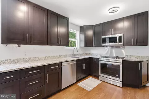 Kitchen - 8923 Cromwell, Springfield, VA 22151 photo 5 of 5