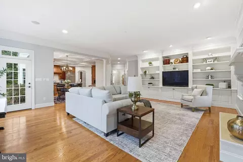 Living - 1889 Virginia Ave, Mclean, VA 22101 photo 4 of 4