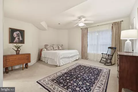 Bedroom - 1889 Virginia Ave, Mclean, VA 22101 photo 5 of 5