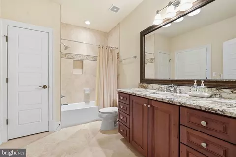 Bath - 1889 Virginia Ave, Mclean, VA 22101 photo 6 of 6