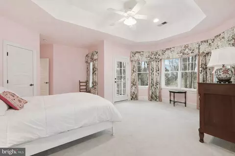Bedroom - 1889 Virginia Ave, Mclean, VA 22101 photo 3 of 5