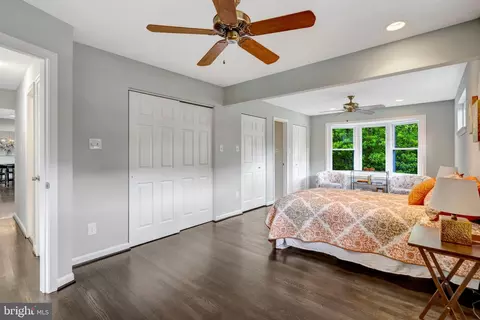 Bedroom - 8710 Piccadilly Pl, Springfield, VA 22151 photo 4 of 11