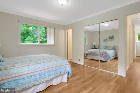 Bedroom - 8447 Thames St, Springfield, VA 22151 photo 5 of 10