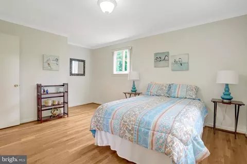 Bedroom - 8447 Thames St, Springfield, VA 22151 photo 6 of 10