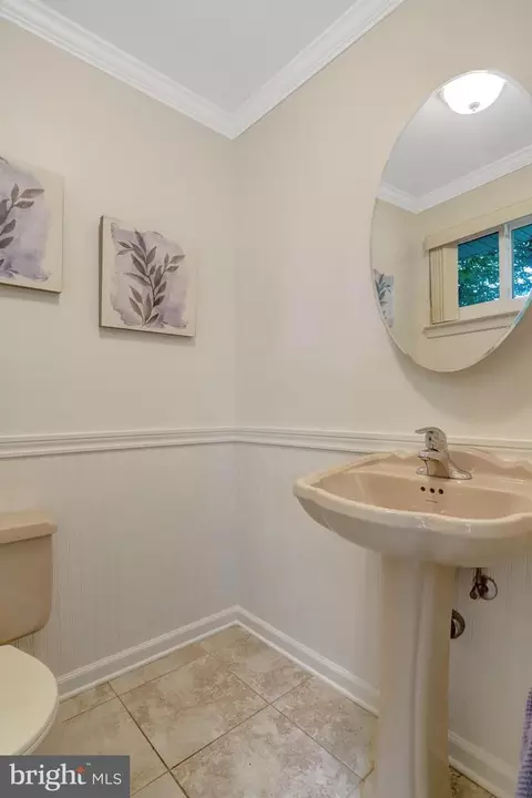 Bath - 8447 Thames St, Springfield, VA 22151 photo 1 of 3