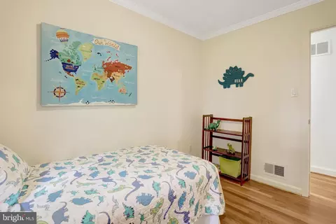 Bedroom - 8447 Thames St, Springfield, VA 22151 photo 3 of 10