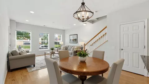 2939 Finsbury Pl #103, Fairfax, VA 22031