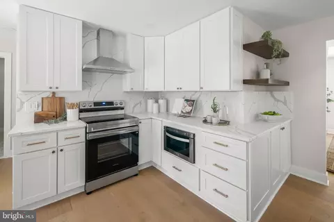 Kitchen - 9137 Rockefeller Ln, Springfield, VA 22153 photo 3 of 3