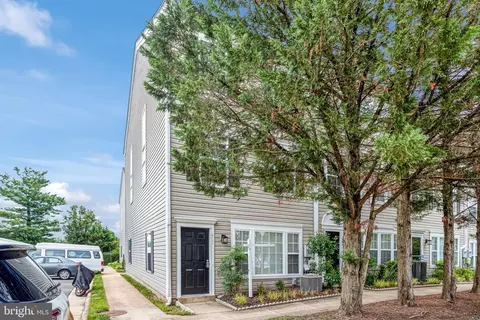 8191 Cockburn Ct #148, Lorton, VA 22079