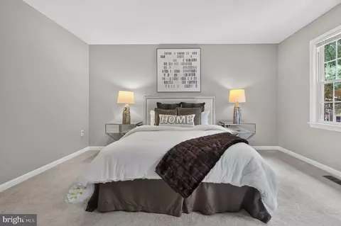 Bedroom - 9036 Rosewall Ct, Springfield, VA 22152 photo 2 of 9