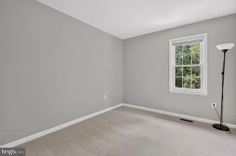 Bedroom - 9036 Rosewall Ct, Springfield, VA 22152 photo 5 of 9
