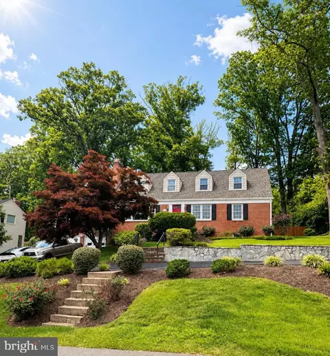 3508 Woodside Rd, Alexandria, VA 22310