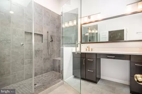 Bath - 8002 Tanworth Ct, Springfield, VA 22152 photo 1 of 4
