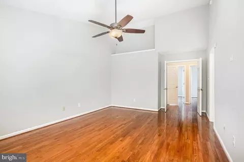 Entry Way - 8002 Tanworth Ct, Springfield, VA 22152 photo 3 of 5