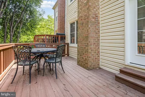 Exterior - 8002 Tanworth Ct, Springfield, VA 22152 photo 2 of 4