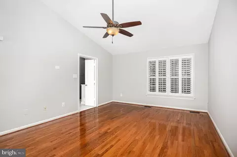 Entry Way - 8002 Tanworth Ct, Springfield, VA 22152 photo 2 of 5