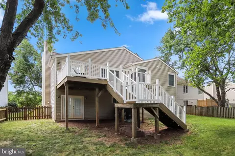 Exterior - 13716 Springhaven Dr, Chantilly, VA 20151 photo 9 of 9