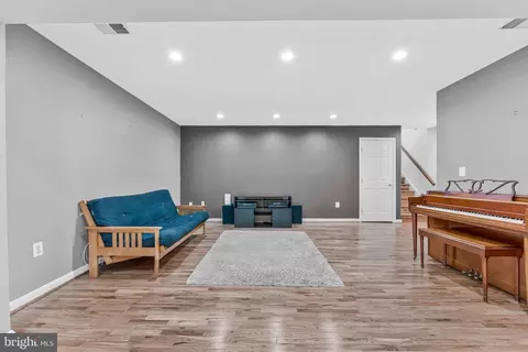Other - 13716 Springhaven Dr, Chantilly, VA 20151 photo 3 of 9