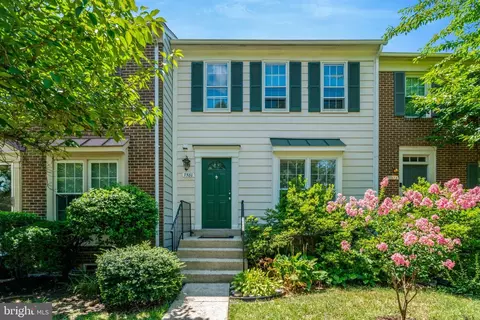 7580 Blanford Ct, Alexandria, VA 22315