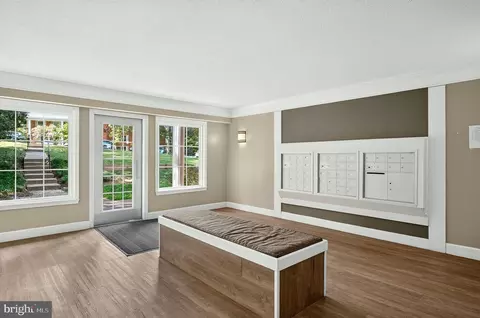 Entry Way - 7640 Provincial Dr #112, Mclean, VA 22102 photo 2 of 2