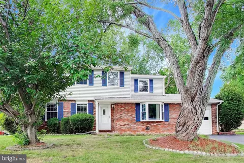 Exterior - 9152 Burke Rd, Burke, VA 22015 photo 3 of 11