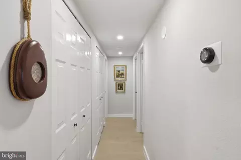 Entry Way - 7661 Provincial Dr #209, Mclean, VA 22102 photo 3 of 5