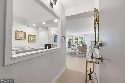 Entry Way - 7661 Provincial Dr #209, Mclean, VA 22102 photo 1 of 5