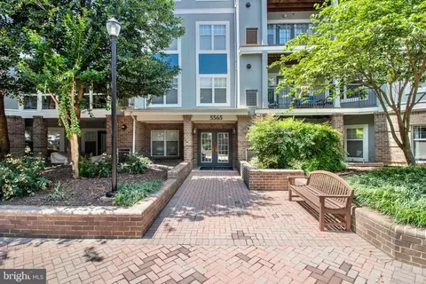 5565 Seminary Rd #415, Falls Church, VA 22041