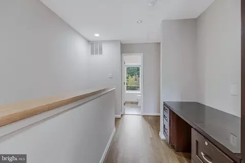 Entry Way - 2001 Chadds Ford Dr, Reston, VA 20191 photo 4 of 5