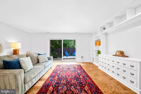 Living - 1386 Northgate Sq, Reston, VA 20190 photo 2 of 2