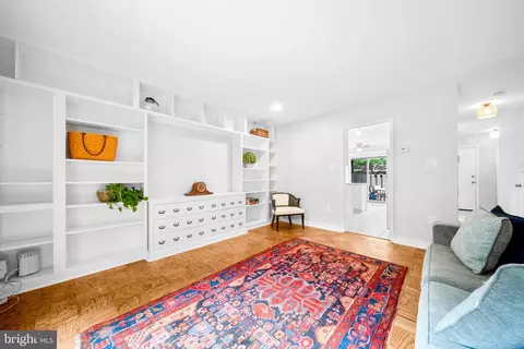 Living - 1386 Northgate Sq, Reston, VA 20190 photo 1 of 2