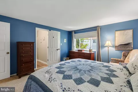 Bedroom - 2913 Ashdown Forest Dr, Herndon, VA 20171 photo 3 of 3