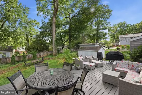 Exterior - 7023 Ashbury Dr, Springfield, VA 22152 photo 6 of 6